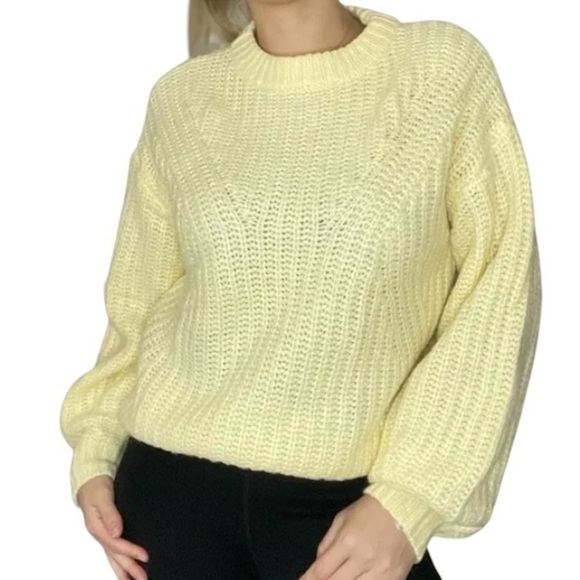 A New Day Loose Knit Balloon Sleeve Crew Neck Pullover Yellow Sweater, Medium - Picture 2 of 10